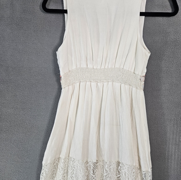 Flying Tomato Women Small Cream Maxi Dress Boho Lace Vneck Sleeveless Embroidery - Picture 9 of 9